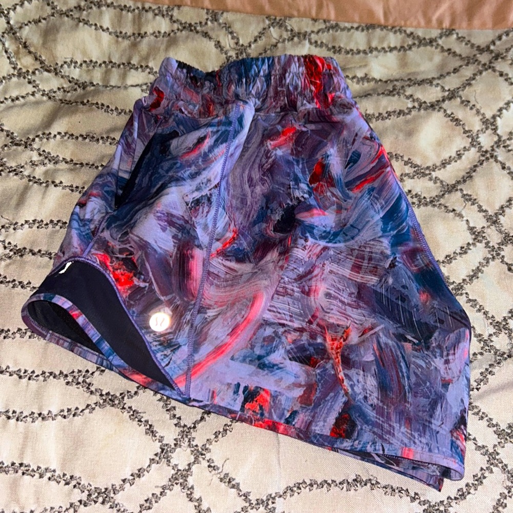 Lululemon Hotty hot shorts